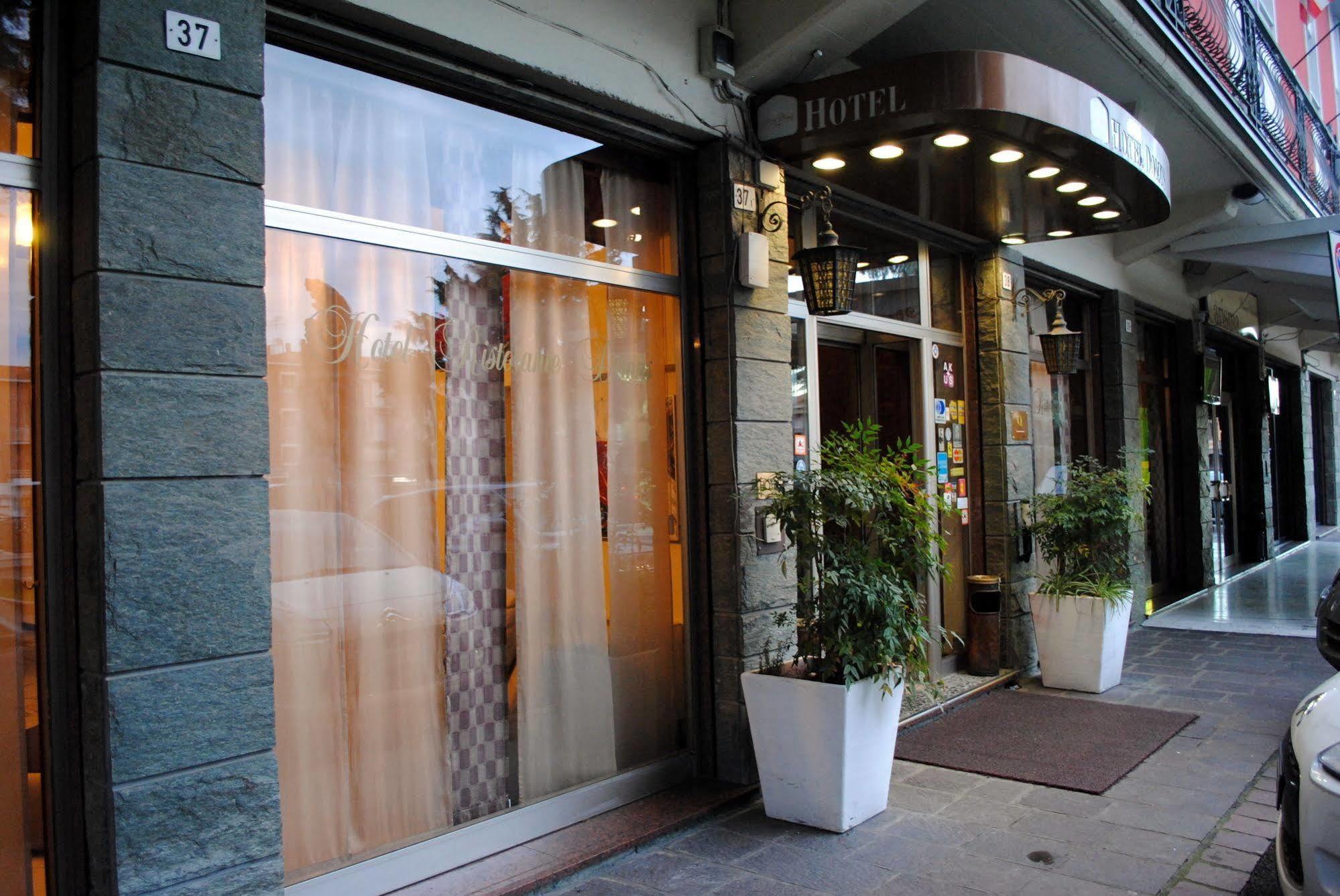 多莫斯酒店 马拉内罗 外观 照片